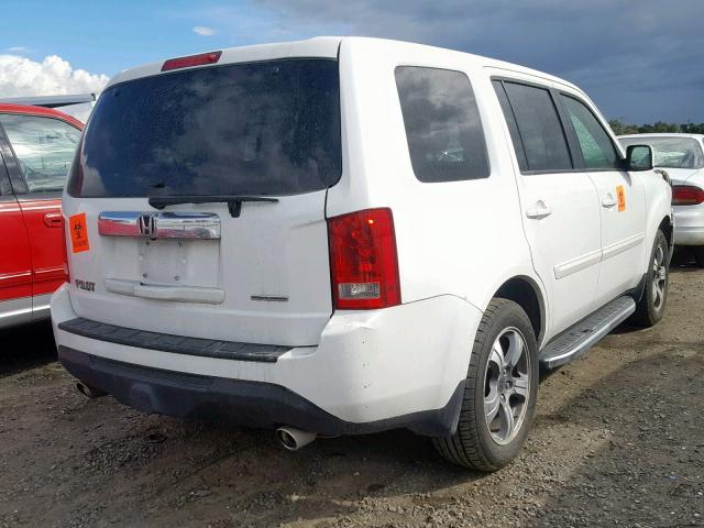 5FNYF3H32FB005146 - 2015 HONDA PILOT SE WHITE photo 4