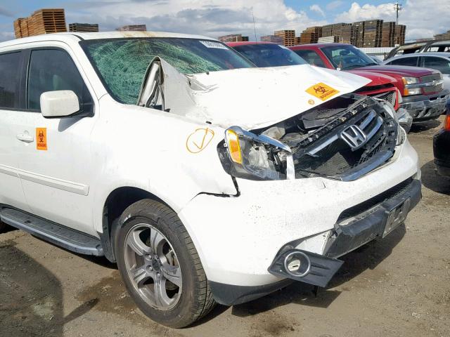 5FNYF3H32FB005146 - 2015 HONDA PILOT SE WHITE photo 9