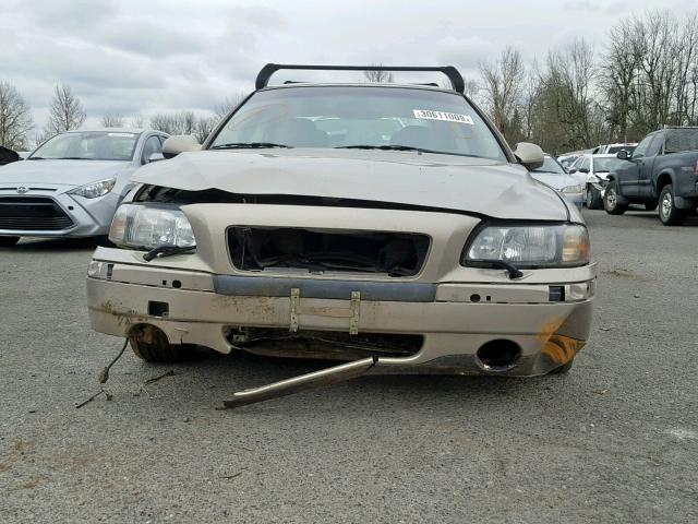 YV1RS61R212013284 - 2001 VOLVO S60 GOLD photo 9