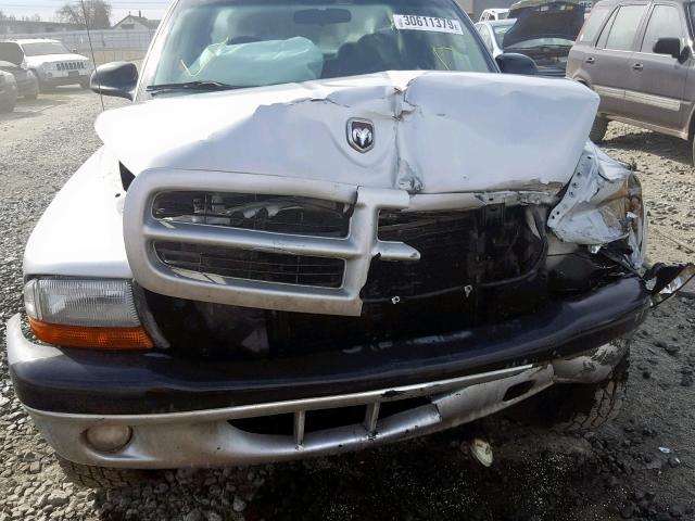 1B7HG2AN11S323354 - 2001 DODGE DAKOTA QUA SILVER photo 9