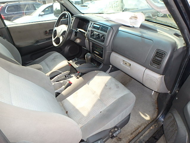 JA4MT21H82J035949 - 2002 MITSUBISHI MONTERO SP BLUE photo 5