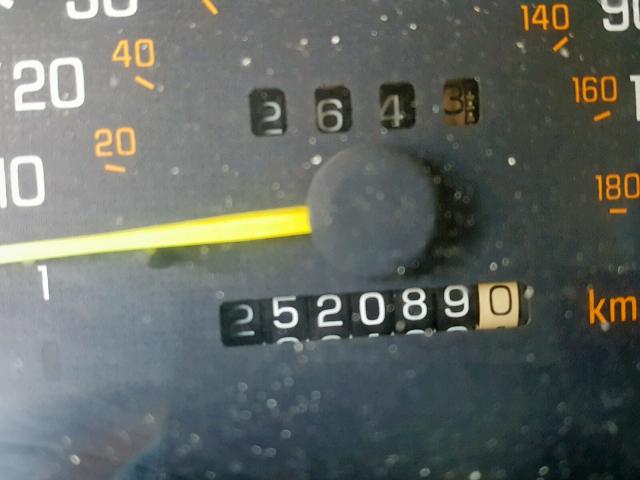 1G2WP52KX1F209752 - 2001 PONTIAC GRAND PRIX GREEN photo 8