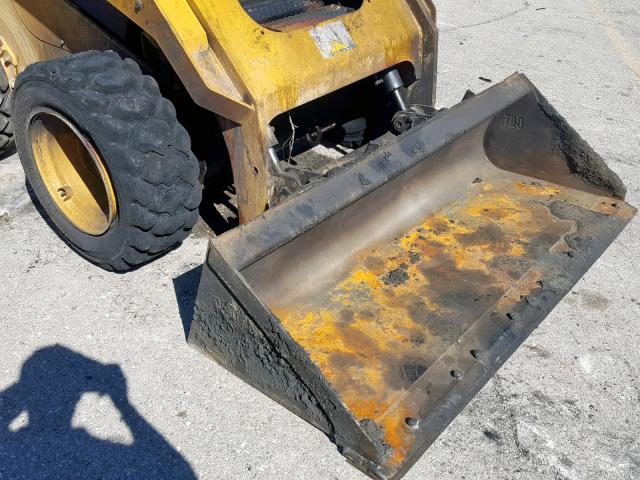 CAT0262DADTB05177 - 2016 CATERPILLAR SKID STEER YELLOW photo 9