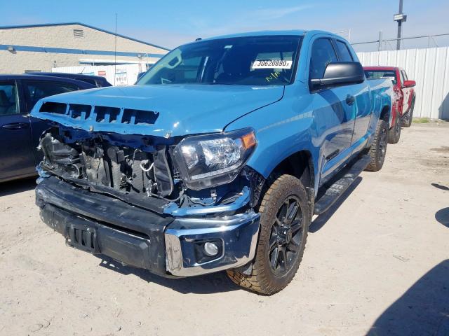 5TFRM5F17KX139609 - 2019 TOYOTA TUNDRA DOUBLE CAB SR/SR5  photo 2