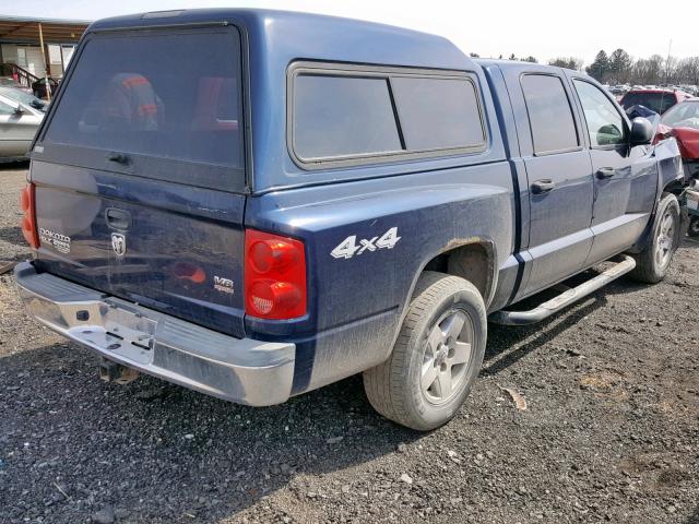 1D7HW48N25S137130 - 2005 DODGE DAKOTA QUA BLUE photo 4