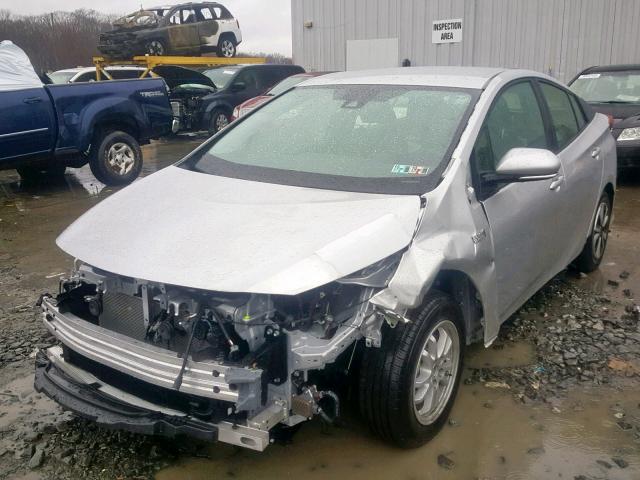JTDKARFP1J3086479 - 2018 TOYOTA PRIUS PRIM 银色 照片 2