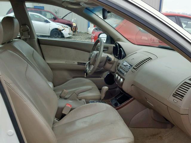 1N4BL11D76C245351 - 2006 NISSAN ALTIMA SE WHITE photo 5