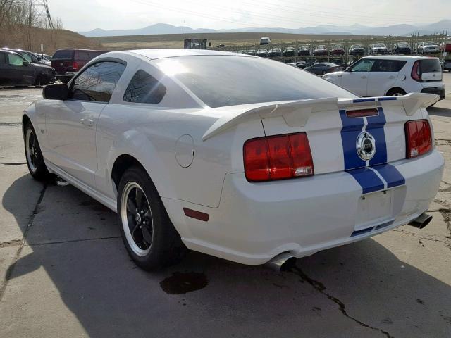 1ZVHT82H175278430 - 2007 FORD MUSTANG GT WHITE photo 3