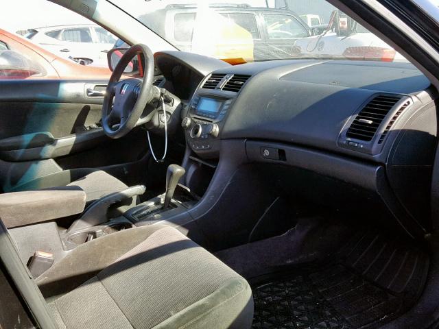 1HGCM56195A814231 - 2005 HONDA ACCORD DX BLACK photo 5