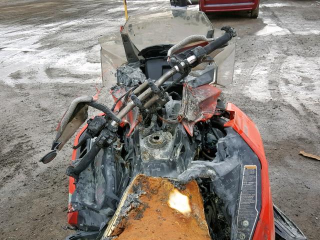 2BPSUAKG1KV000005 - 2019 SKI DOO RENEGADE RED photo 5