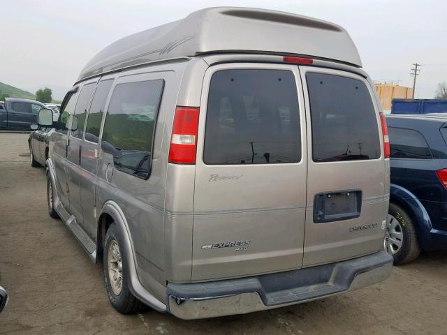 1GBFH15T131151735 - 2003 CHEVROLET EXPRESS G1 SILVER photo 3