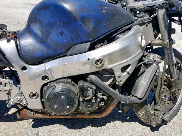 JS1GW71A352110107 - 2005 SUZUKI GSX1300 RK BLACK photo 7