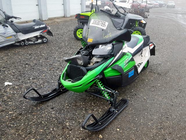 4UF11SNW2BT110035 - 2011 ARCT SNOWMOBILE GREEN photo 2