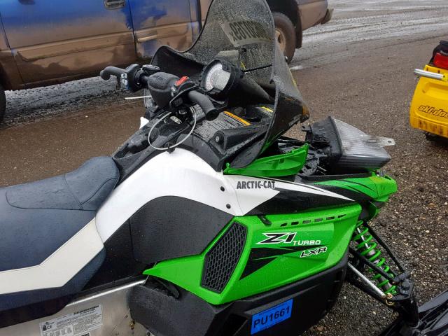 4UF11SNW2BT110035 - 2011 ARCT SNOWMOBILE GREEN photo 9