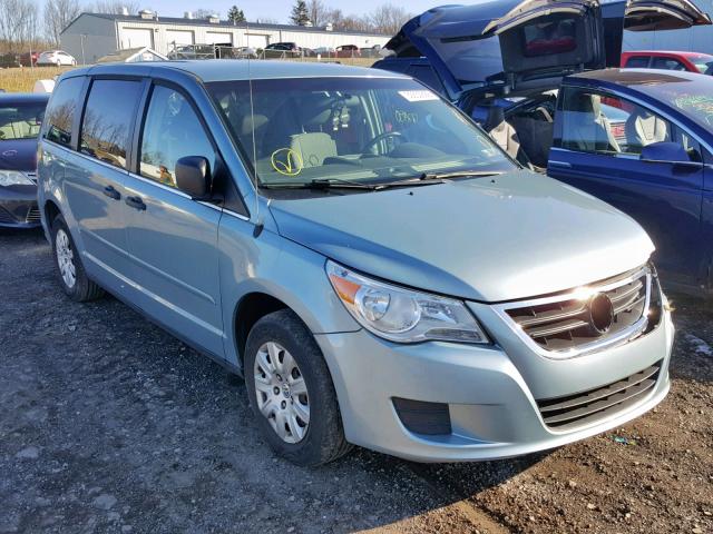 2V4RW4D15AR250735 - 2010 VOLKSWAGEN ROUTAN S TEAL photo 1