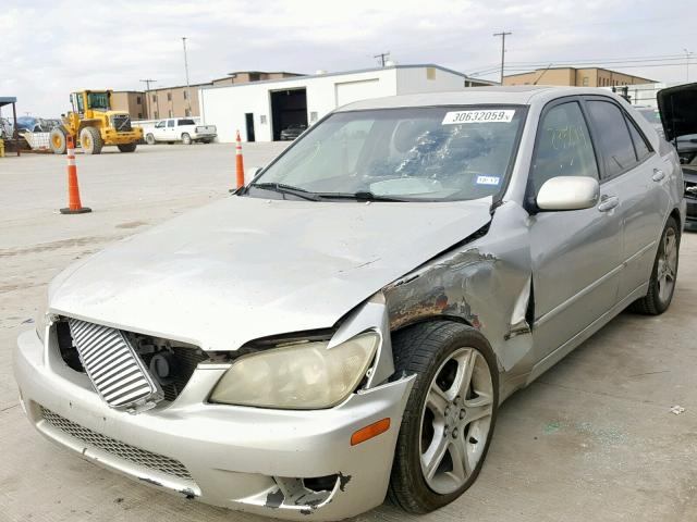 JTHBD192030069040 - 2003 LEXUS IS 300 SILVER photo 2