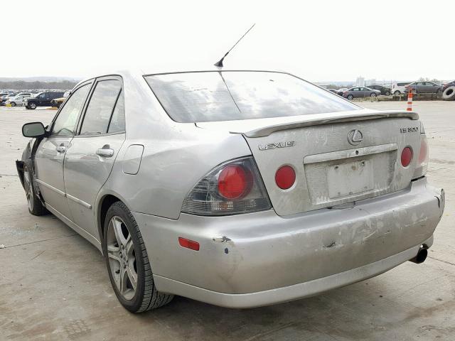 JTHBD192030069040 - 2003 LEXUS IS 300 SILVER photo 3