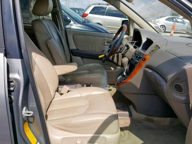 JT6HF10U8Y0140603 - 2000 LEXUS RX 300 SILVER photo 5