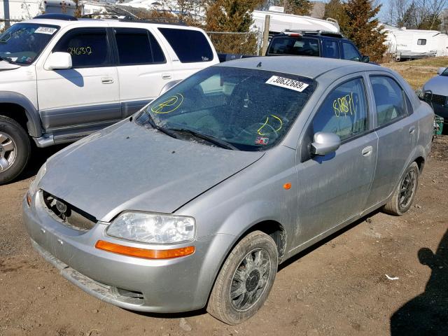 KL1TJ52614B167378 - 2004 CHEVROLET AVEO LS SILVER photo 2