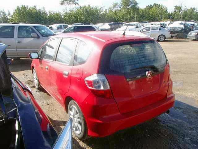 JHMGE87209S803610 - 2009 HONDA FIT RED photo 3