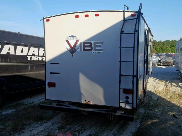 4X4TVCB27F5103663 - 2015 WILDWOOD VCROSS TRL WHITE photo 4