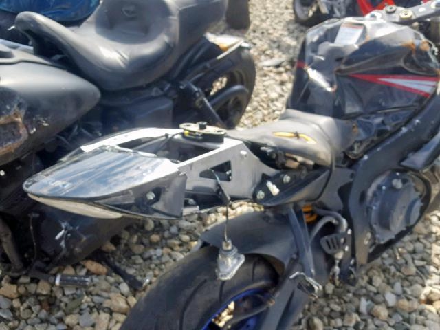 JS1GN7DA762103953 - 2006 SUZUKI GSX-R600 K BLACK photo 9