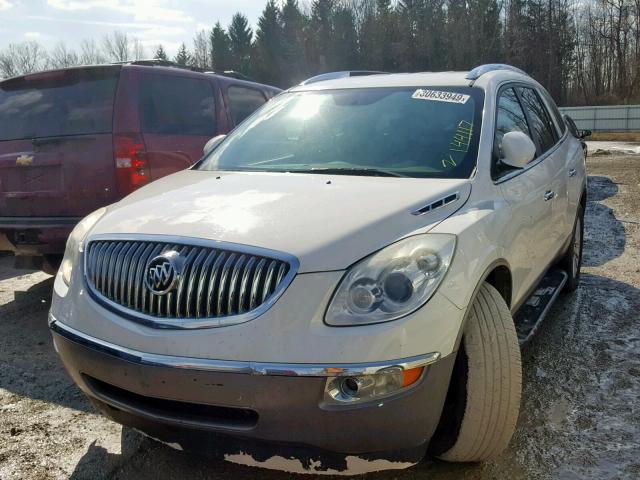 5GALRBED9AJ121911 - 2010 BUICK ENCLAVE CX WHITE photo 2