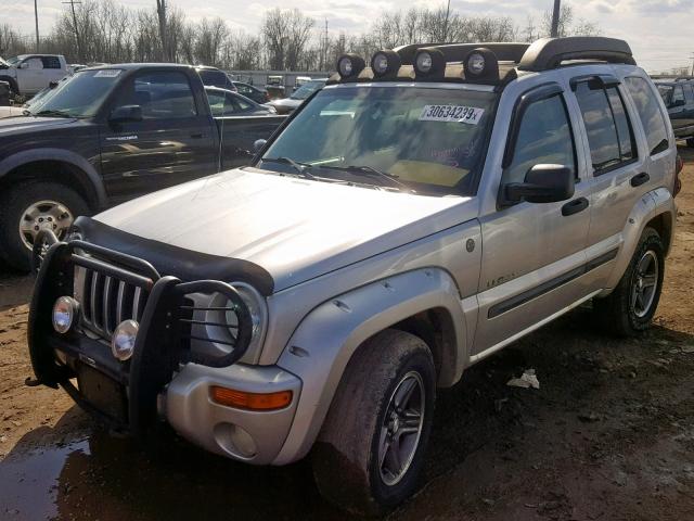 1J4GL38K14W186710 - 2004 JEEP LIBERTY RE SILVER photo 2