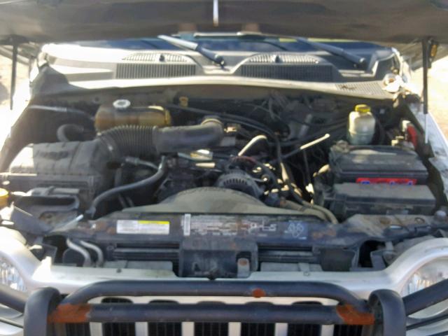 1J4GL38K14W186710 - 2004 JEEP LIBERTY RE SILVER photo 7