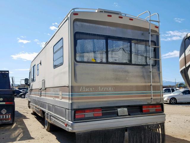 1GBKP37W6K3329100 - 1989 CHEVROLET P30 TAN photo 3