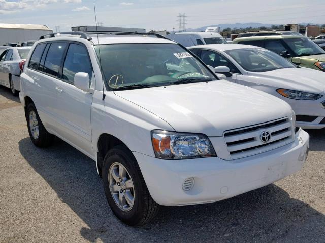 JTEEP21A650125429 - 2005 TOYOTA HIGHLANDER WHITE photo 1