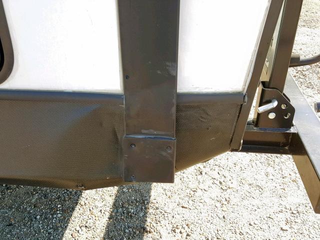 4YDT32429JB451331 - 2018 KEYSTONE OUTBACK TWO TONE photo 9