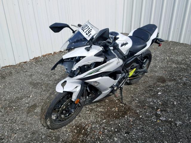 JKAEXEJ11HDA01830 - 2017 KAWASAKI EX650 J WHITE photo 2