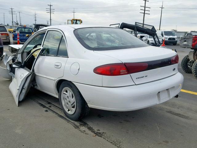 3FAFP13P72R201827 - 2002 FORD ESCORT WHITE photo 3