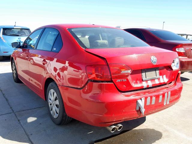 3VW2K7AJ2BM091062 - 2011 VOLKSWAGEN JETTA BASE RED photo 3