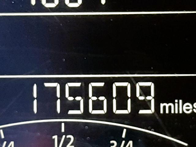 3VW2K7AJ2BM091062 - 2011 VOLKSWAGEN JETTA BASE RED photo 8