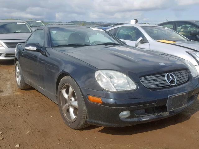 WDBKK65F82F236428 - 2002 MERCEDES-BENZ SLK 320 BLACK photo 1