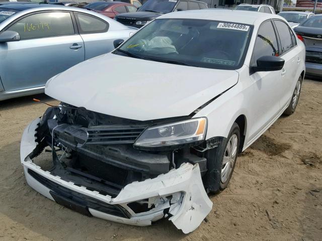 3VW2K7AJ8EM414356 - 2014 VOLKSWAGEN JETTA BASE WHITE photo 2