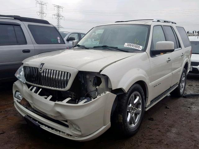 5LMFU28546LJ02380 - 2006 LINCOLN NAVIGATOR Krem foto 2