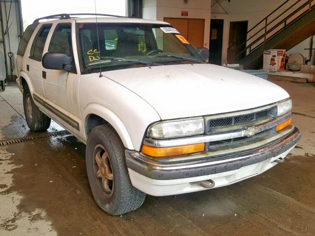 1GNDT13W11K244848 - 2001 CHEVROLET BLAZER WHITE photo 1