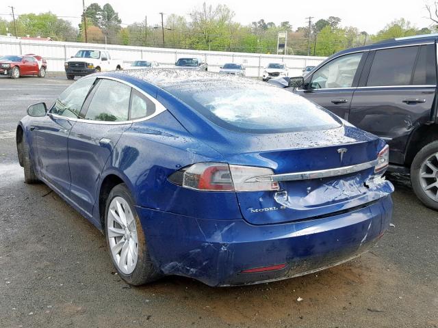 5YJSA1E12HF209752 - 2017 TESLA MODEL S ლურჯი ფოტო 3