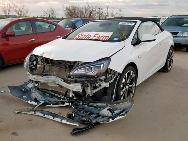 W04WT3N53GG048577 - 2016 BUICK CASCADA PR WHITE photo 2