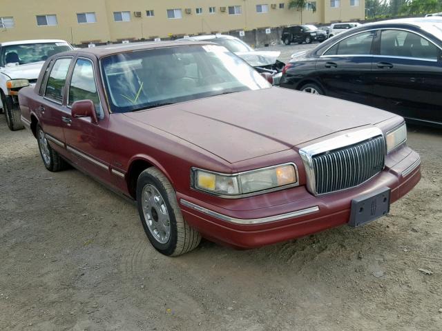 1LNLM82W9VY709239 - 1997 LINCOLN TOWN CAR S RED photo 1