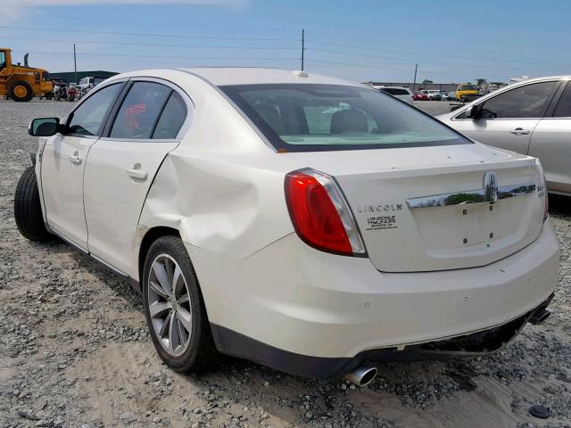 1LNHM94R69G607587 - 2009 LINCOLN MKS WHITE photo 3