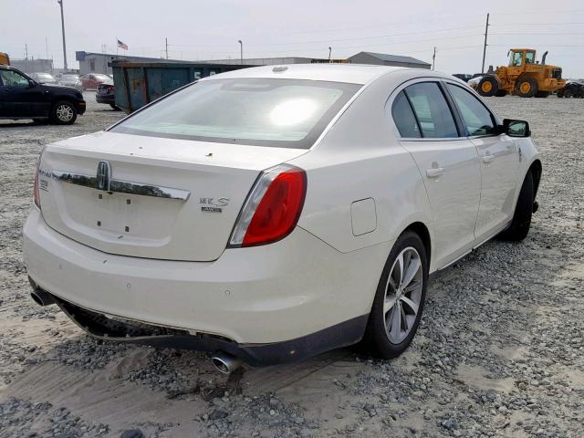 1LNHM94R69G607587 - 2009 LINCOLN MKS WHITE photo 4