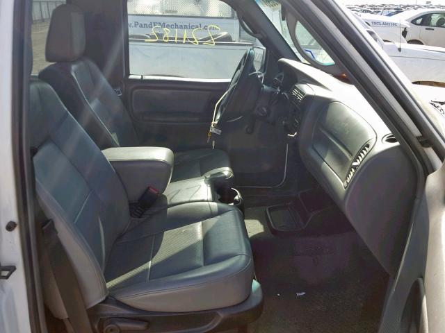 1FTKR1AD3APA18247 - 2010 FORD RANGER WHITE photo 5