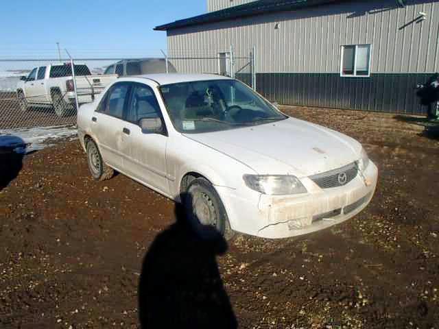 JM1BJ222521581928 - 2002 MAZDA PROTEGE SE WHITE photo 1