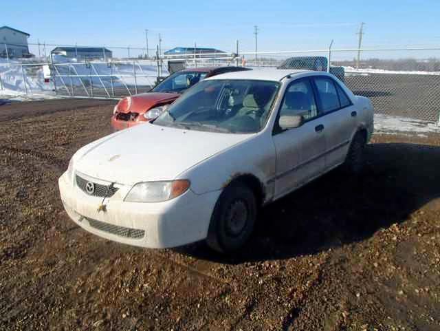 JM1BJ222521581928 - 2002 MAZDA PROTEGE SE WHITE photo 2