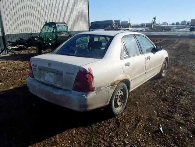 JM1BJ222521581928 - 2002 MAZDA PROTEGE SE WHITE photo 4