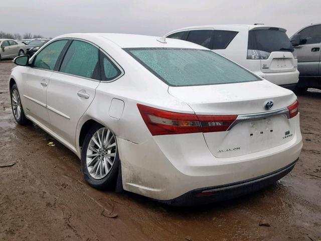 4T1BD1EB9GU048799 - 2016 TOYOTA AVALON HYB WHITE photo 3